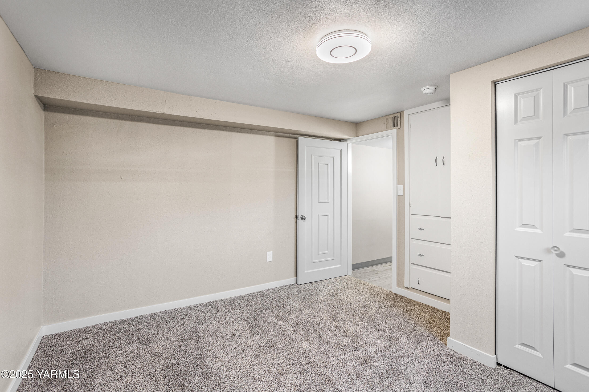 1006 South 4th Avenue Yakima, WA 98902 - Photo 16 of 39 1006 S 4th Ave