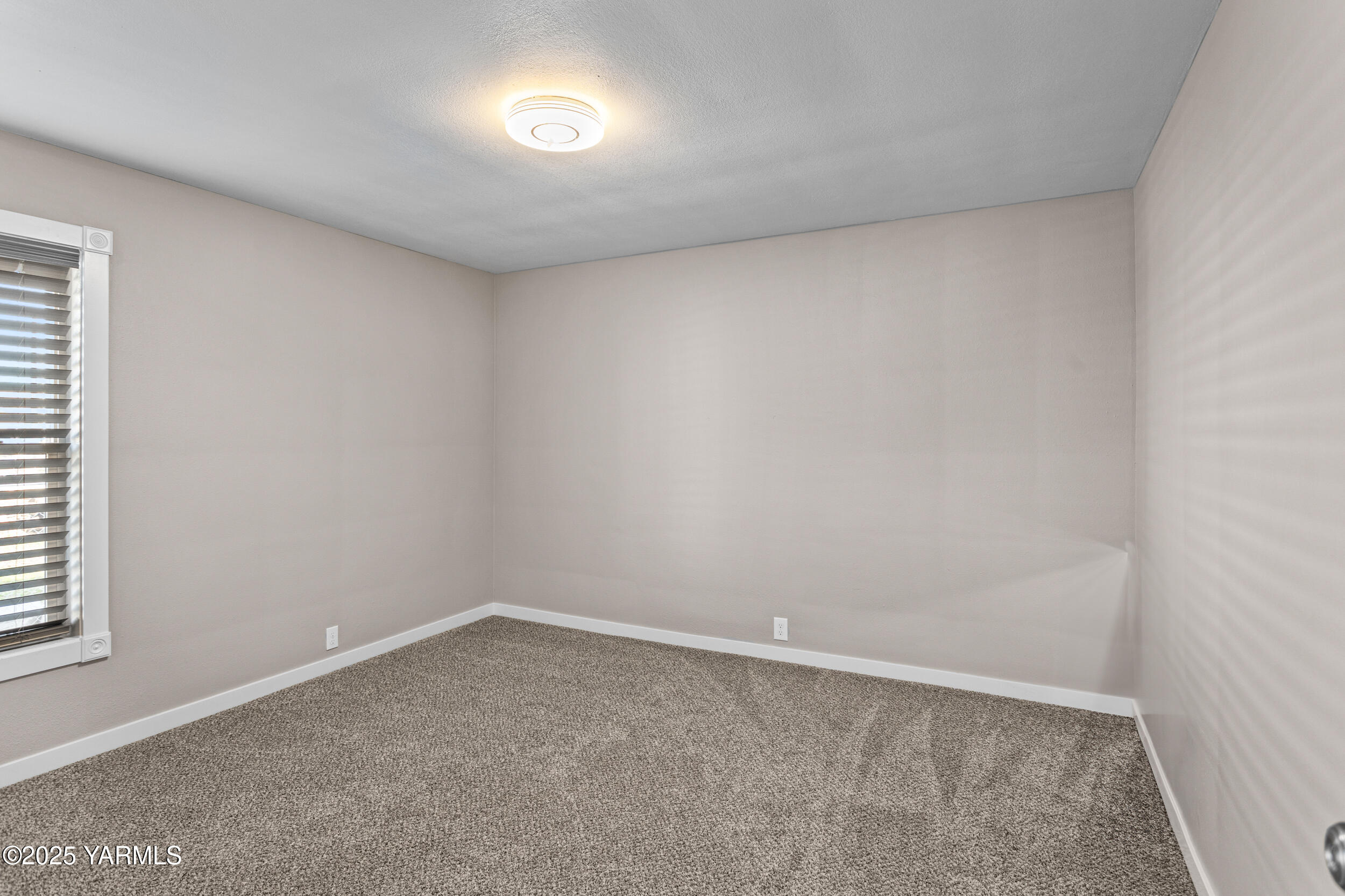 1006 South 4th Avenue Yakima, WA 98902 - Photo 7 of 39 1006 S 4th Ave