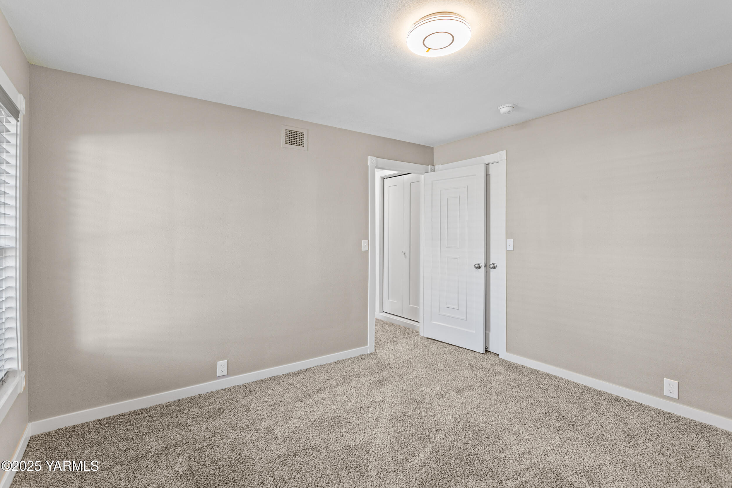 1006 South 4th Avenue Yakima, WA 98902 - Photo 9 of 39 1006 S 4th Ave