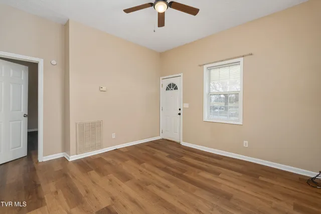 $1,600 | 818 Poplar Street, Kingsport, TN 37660