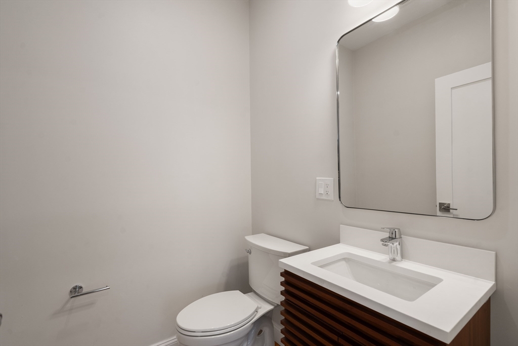 46 Hamilton Road Belmont, MA 02478 - Photo 16 of 36