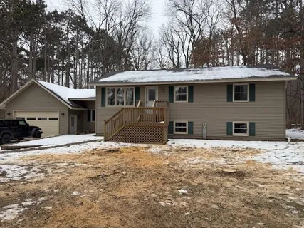 $350,000 | W820 Lakeview Circle, Brodhead, WI 53520