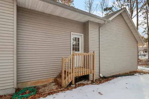 $350,000 | W820 Lakeview Circle, Brodhead, WI 53520