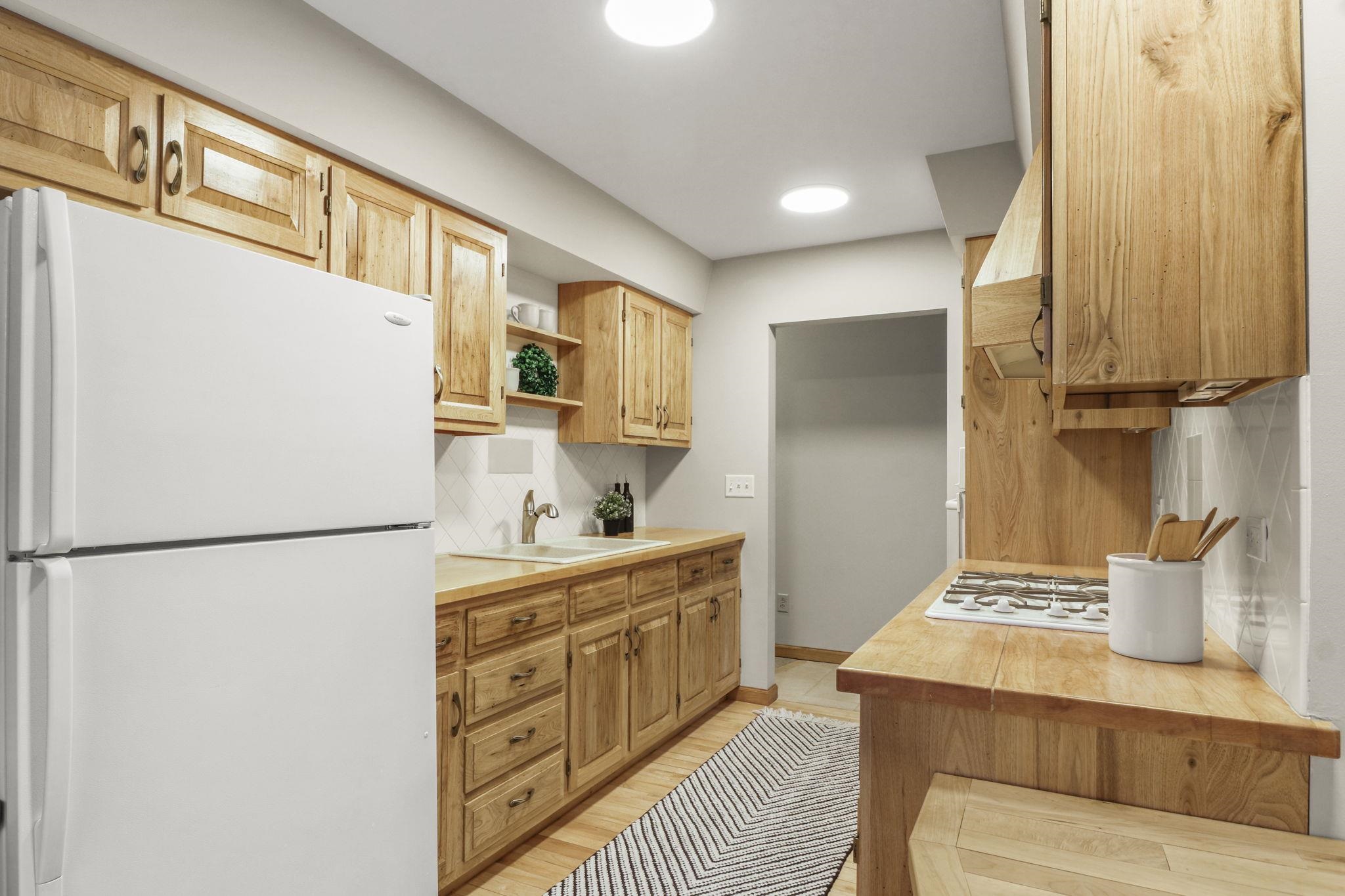 W820 Lakeview Circle Brodhead, WI 53520 - Photo 6 of 34