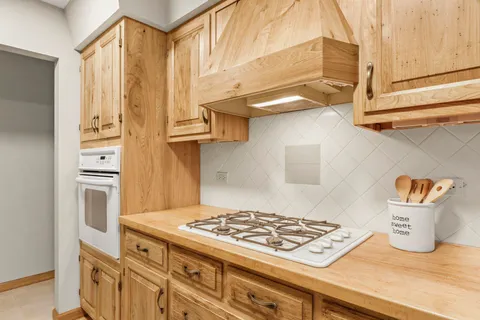 $350,000 | W820 Lakeview Circle, Brodhead, WI 53520