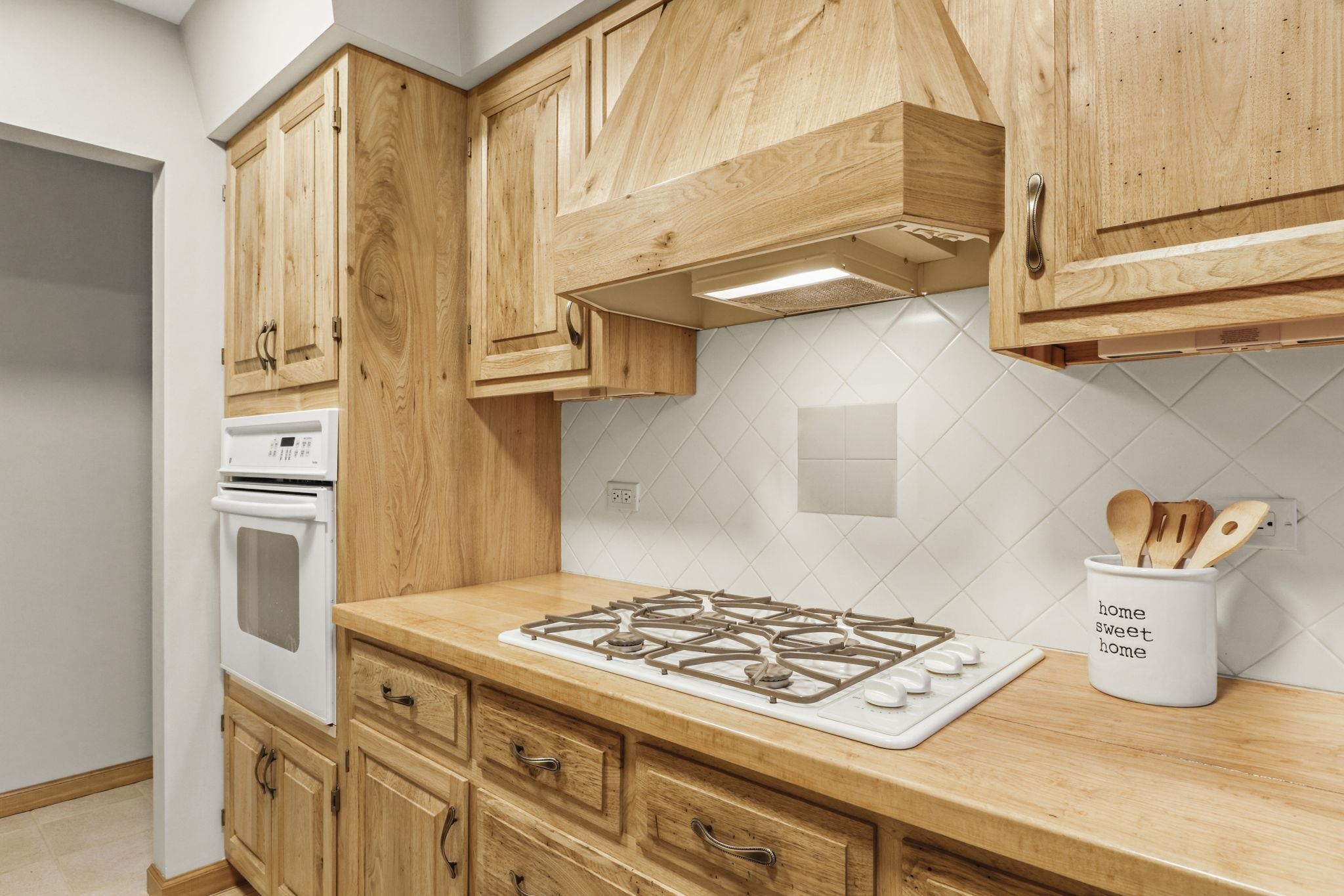 W820 Lakeview Circle Brodhead, WI 53520 - Photo 9 of 34