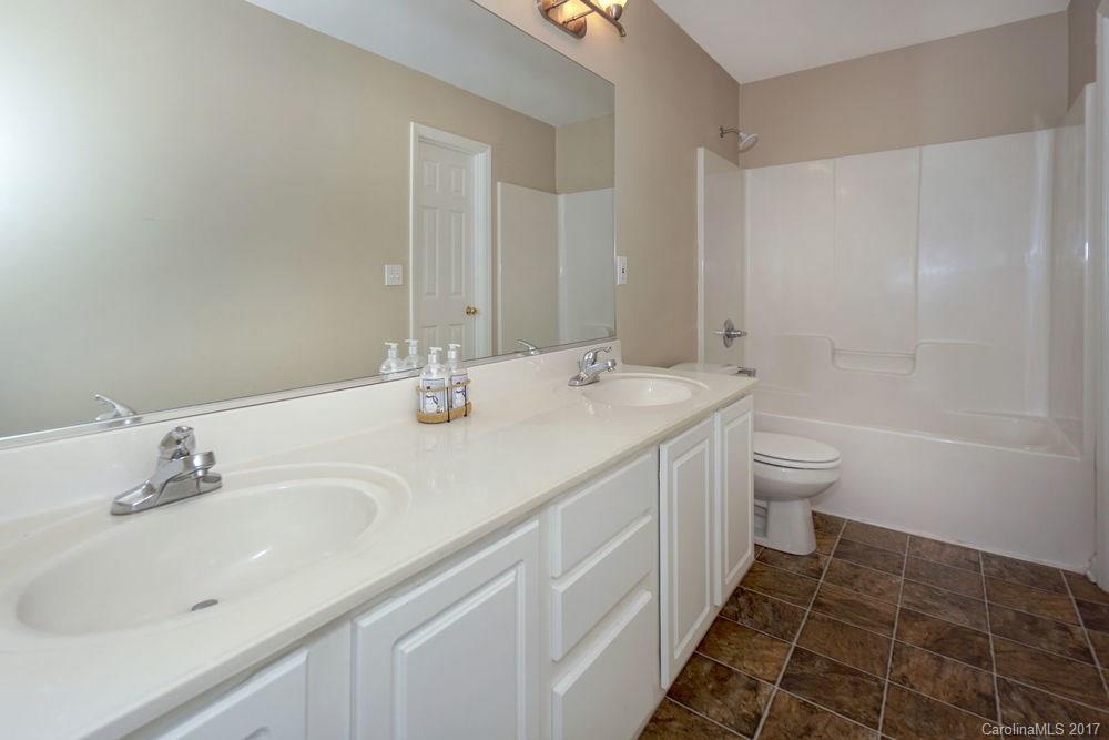 125 Forest Ridge Road, Unit 11 Mooresville, NC 28117 - Photo 17 of 24 Gallery Image 17