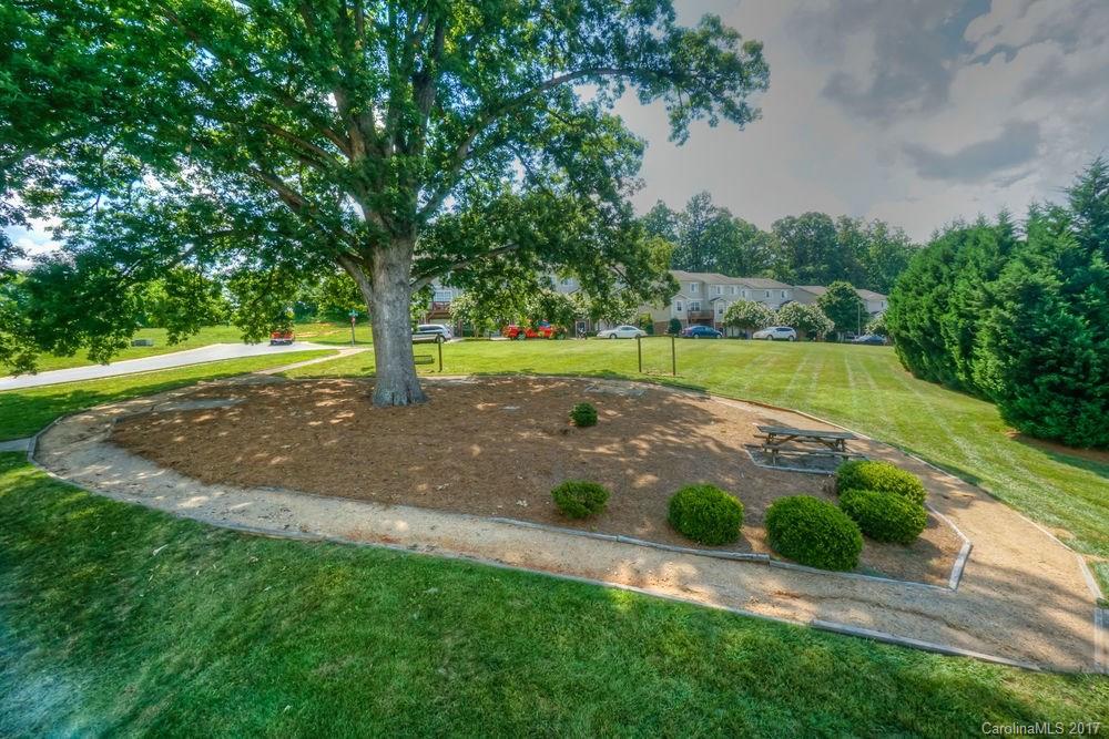 125 Forest Ridge Road, Unit 11 Mooresville, NC 28117 - Photo 23 of 24 Gallery Image 23