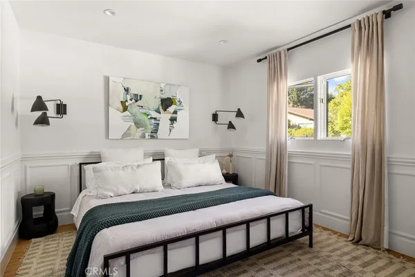 $25,000 | 5115 Los Feliz Boulevard, Los Angeles, CA 90027