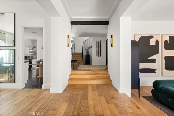 $25,000 | 5115 Los Feliz Boulevard, Los Angeles, CA 90027