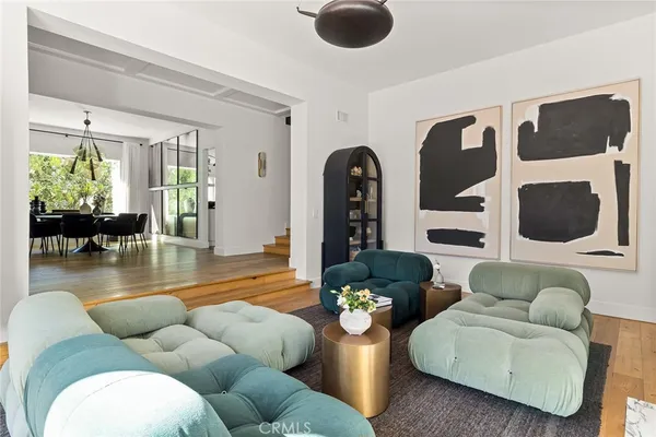 $25,000 | 5115 Los Feliz Boulevard, Los Angeles, CA 90027