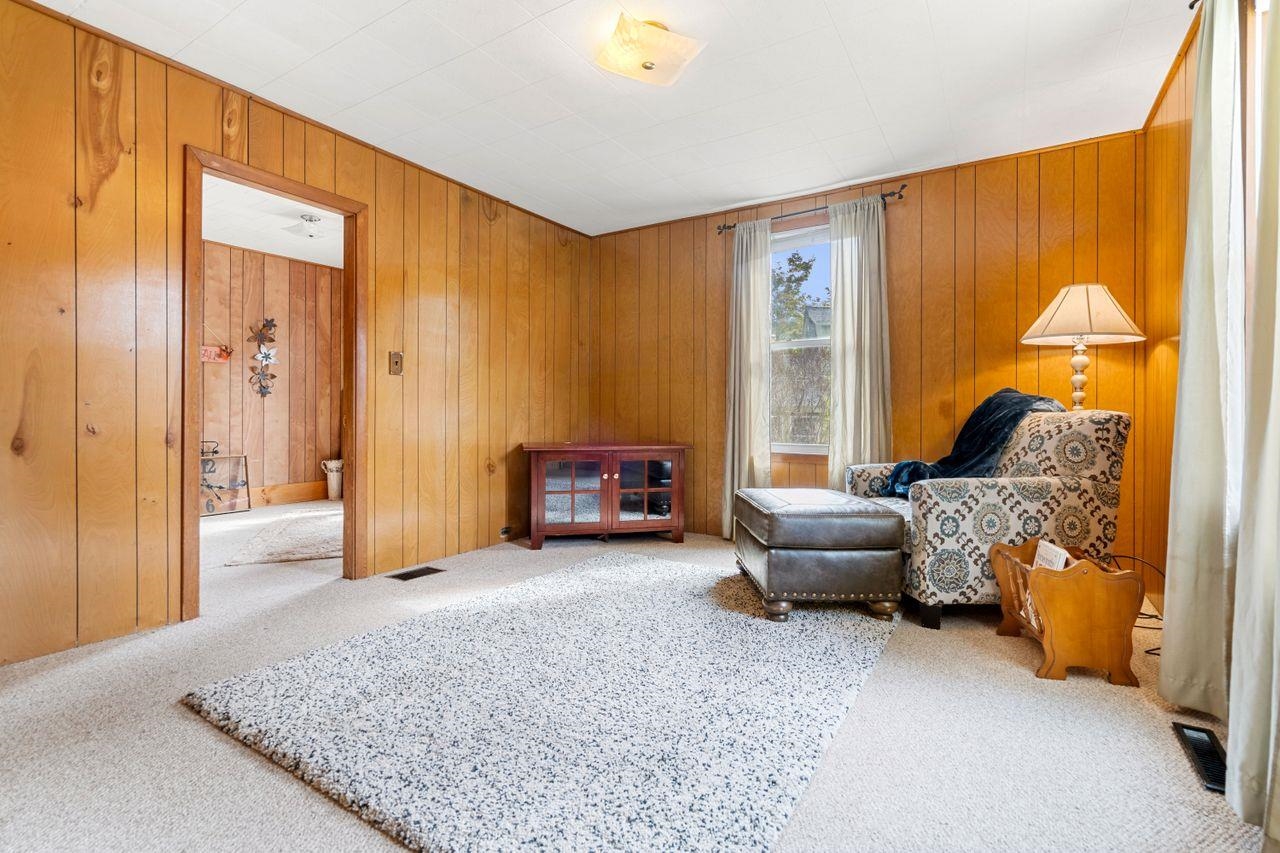 116 Maple Street Wilton, NH 03086 - Photo 3 of 54