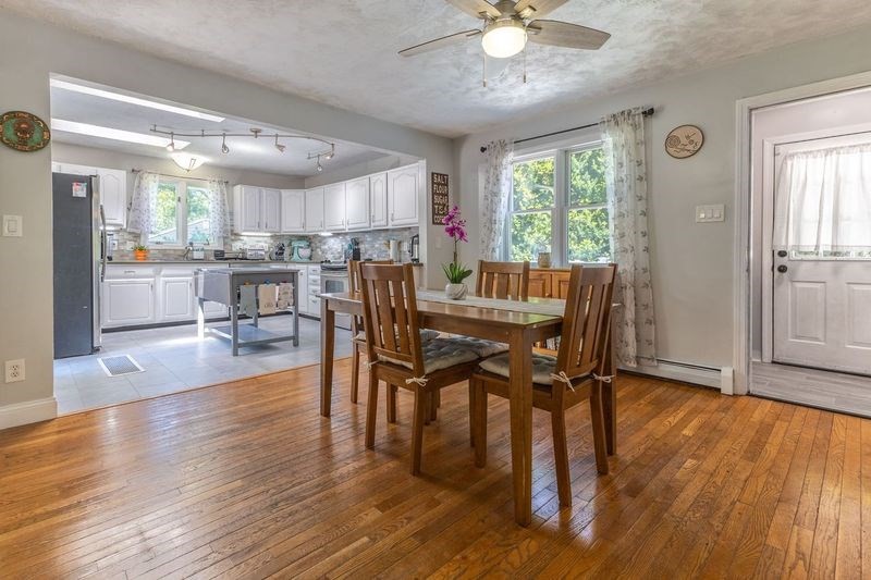 1005 Brayton Point Road Somerset, MA 02725 - Photo 5 of 35 Gallery Image 5