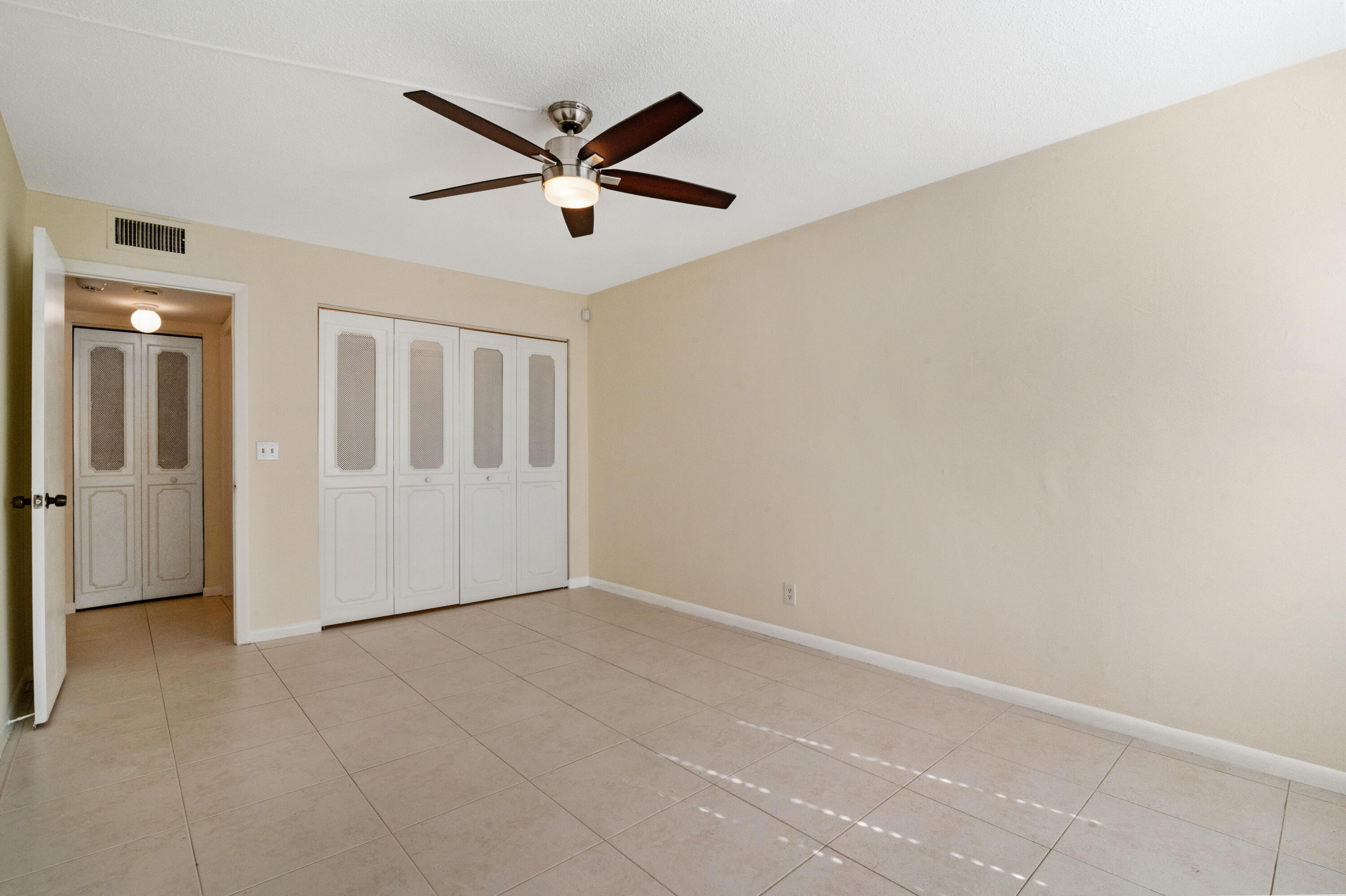 660 Dover Street, Unit A4 Boca Raton, FL 33487 - Photo 20 of 26 17 Bedroom 02