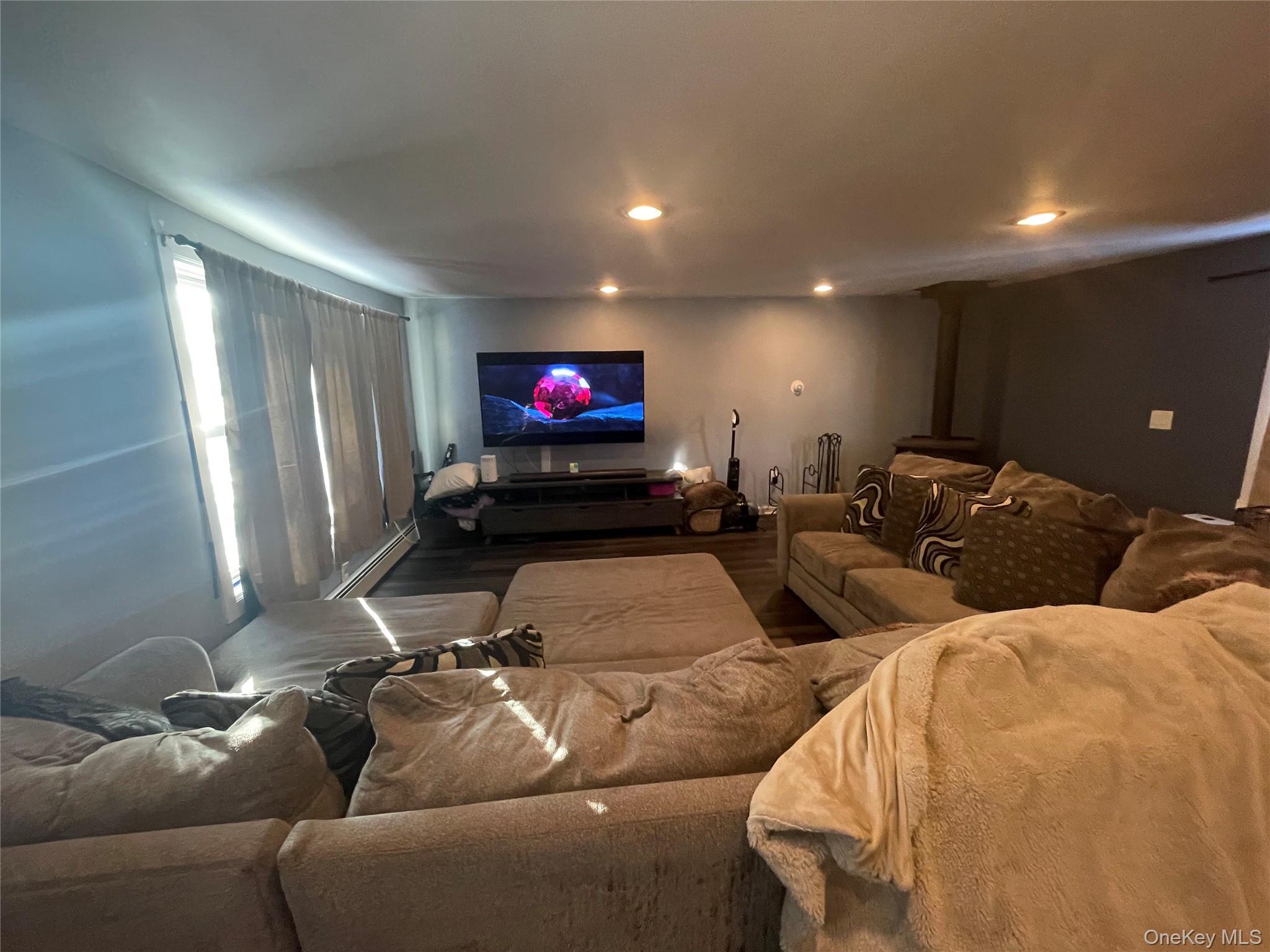 261 Titusville Road Poughkeepsie, NY 12603 - Photo 7 of 19