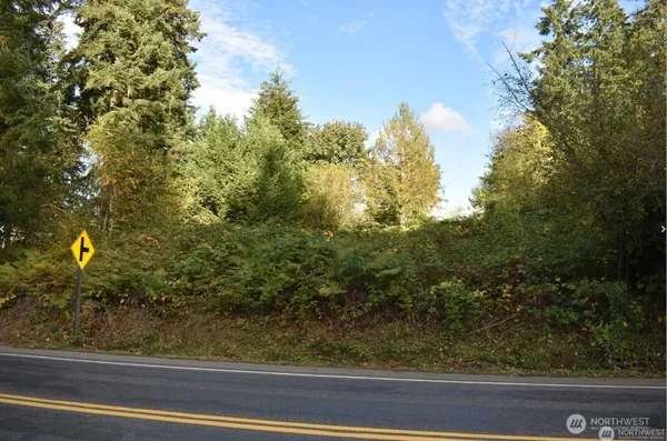 $205,750 | 3413 West Tapps Drive East, Lake Tapps, WA 98391