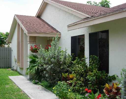 9632 Golf State Parkway Boca Raton, FL 33428 - Photo 1 of 6 Primary Photo
