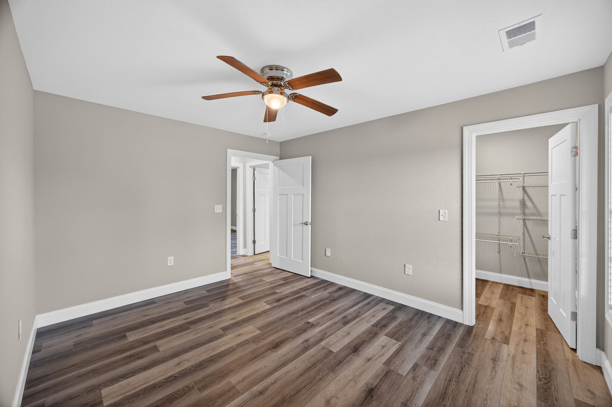 453 Hinch Mountain View Road Crossville, TN 38555 - Photo 16 of 28