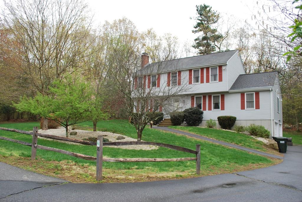 18 Autumn Road Uxbridge, MA 01569 - Photo 1 of 26 Gallery Image 1