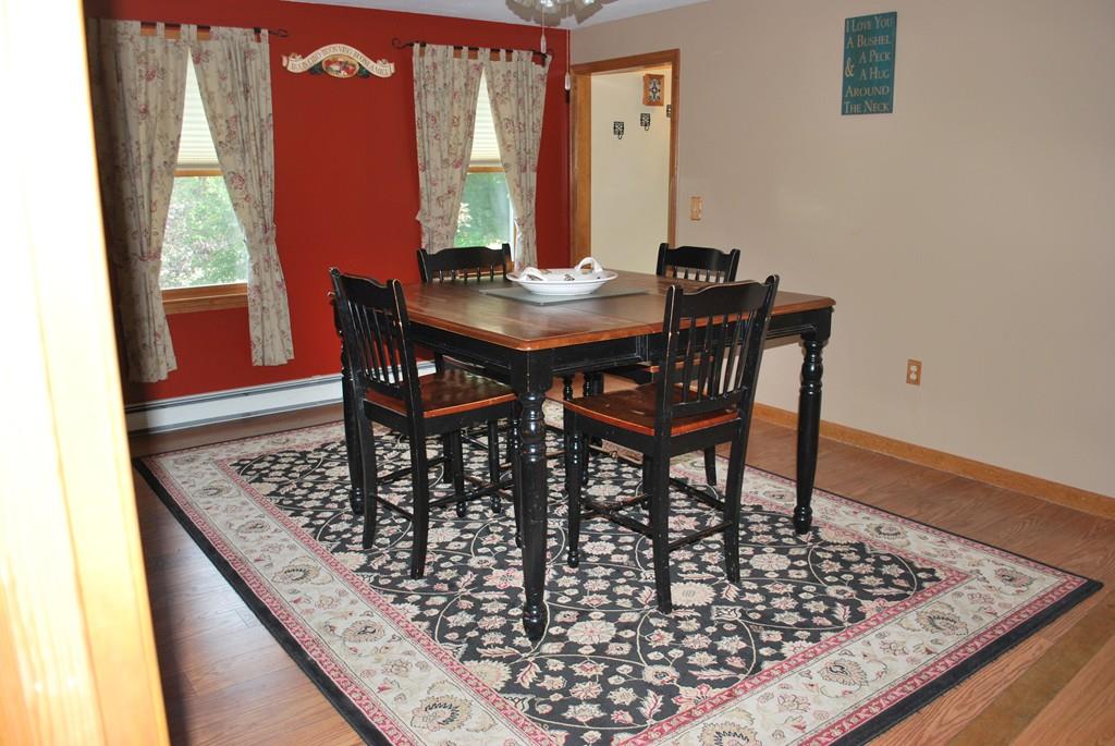 18 Autumn Road Uxbridge, MA 01569 - Photo 12 of 26 Gallery Image 12