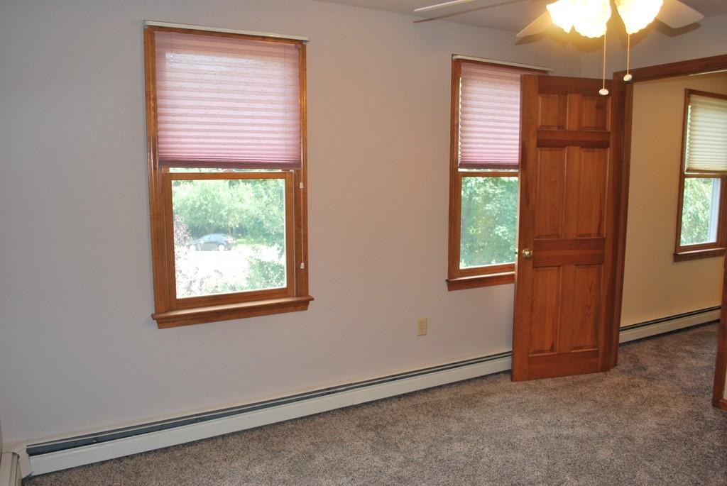 18 Autumn Road Uxbridge, MA 01569 - Photo 19 of 26 Gallery Image 19