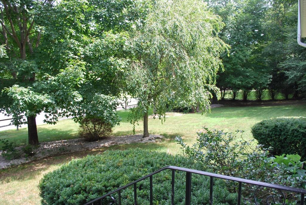 18 Autumn Road Uxbridge, MA 01569 - Photo 6 of 26 Gallery Image 6