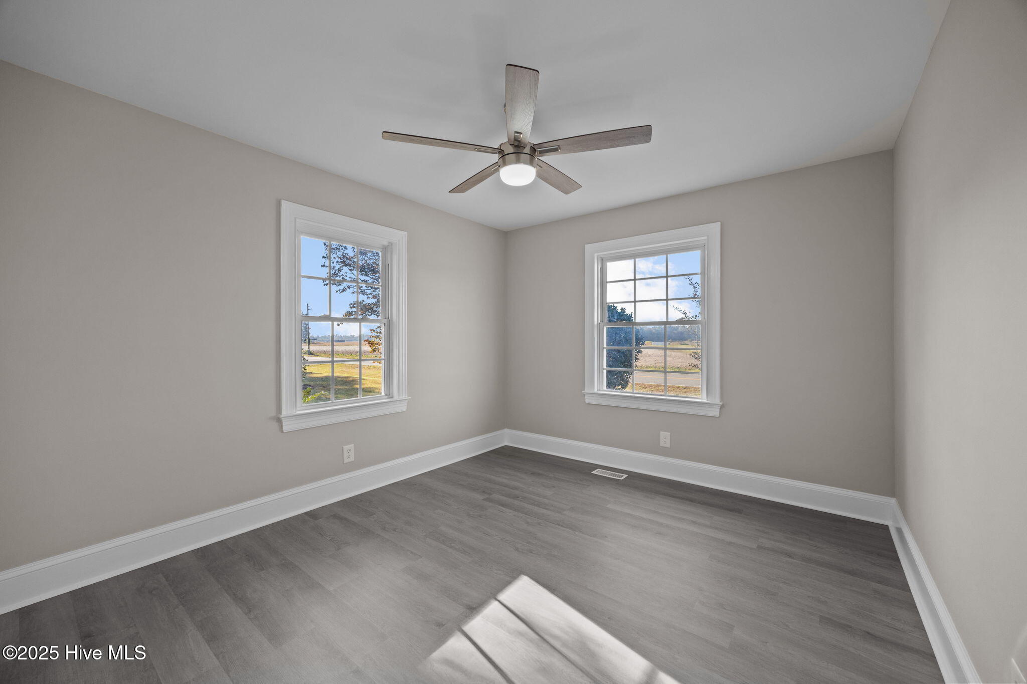 10827 County Home Road Ayden, NC 28513 - Photo 26 of 55 26-web-or-mls-IMG_2065