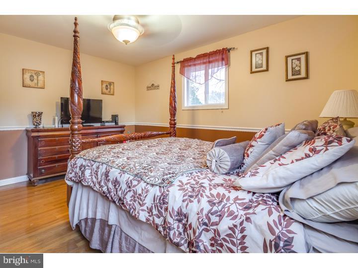 12 Summit Road Stratford, NJ 08084 - Photo 10 of 20
