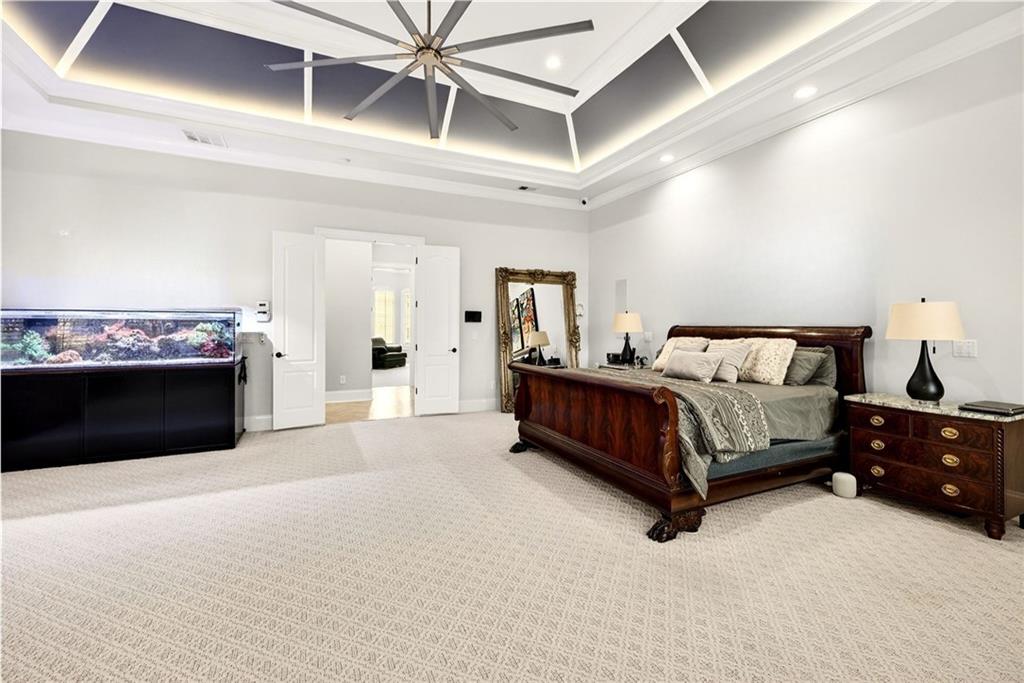 2015 Shaudi Lane Atlanta, GA 30345 - Photo 11 of 85