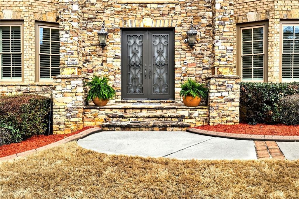 2015 Shaudi Lane Atlanta, GA 30345 - Photo 22 of 85