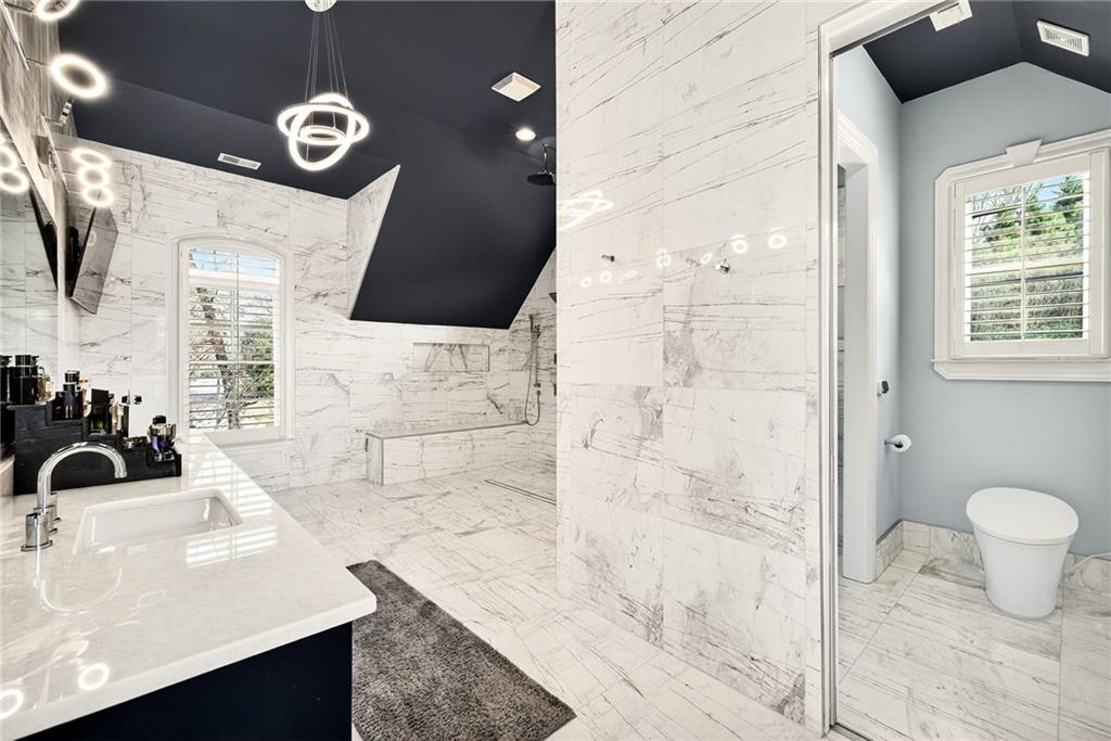 2015 Shaudi Lane Atlanta, GA 30345 - Photo 59 of 85