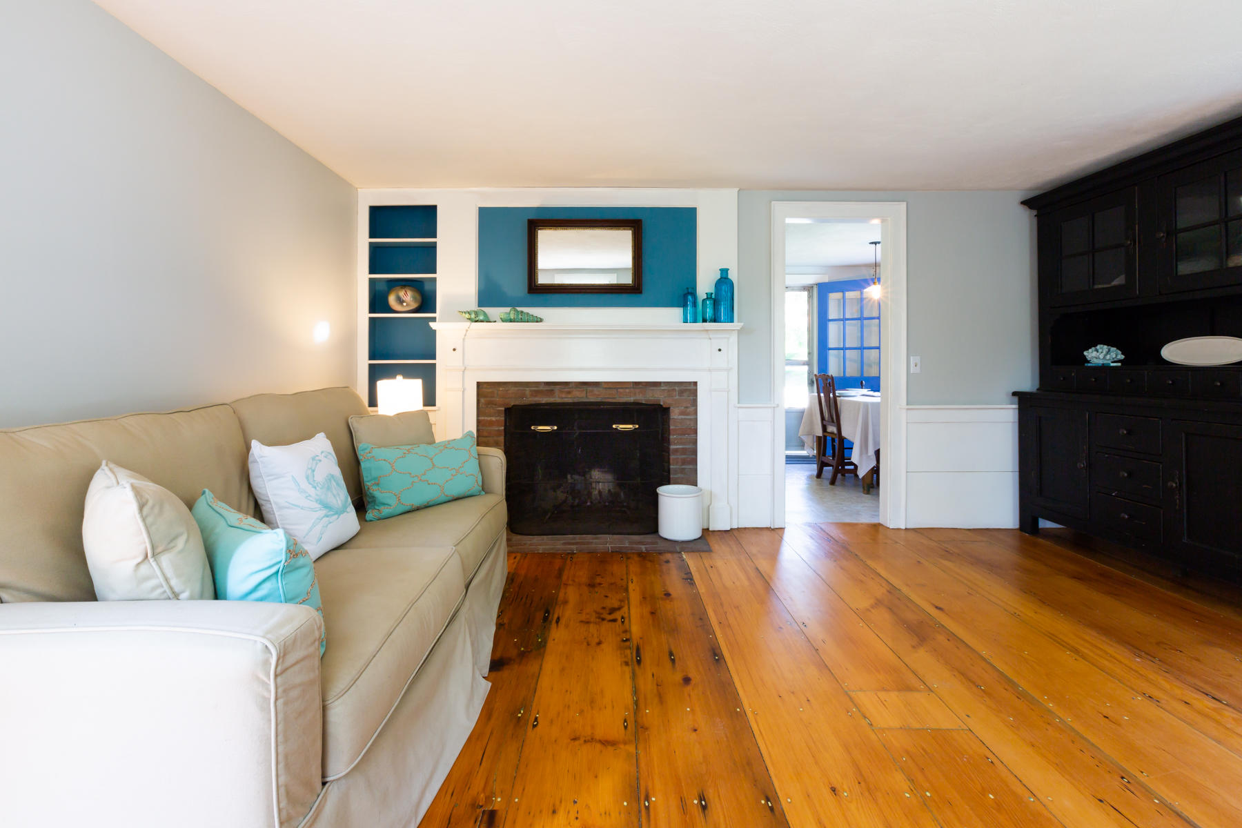35 Governor Prence Road Eastham, MA 02642 - Photo 16 of 34 Living Room