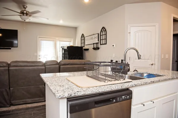 $215,000 | 1132 Mesa Street, Hereford, TX 79045