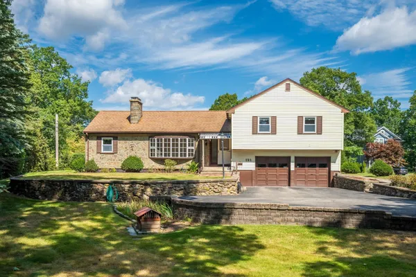 $889,900 | 121 Wentworth Street, Dedham, MA 02026