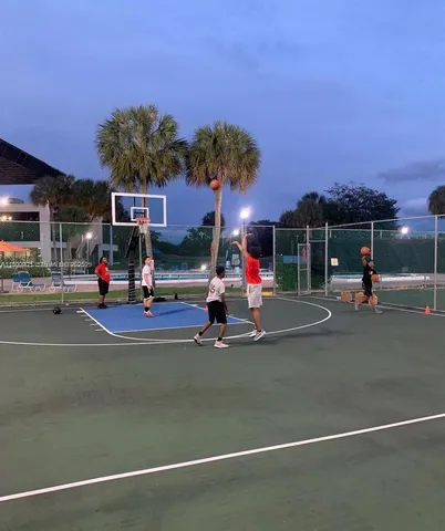 $1,950 | 6921 Environ Boulevard, Unit 6R, Lauderhill, FL 33319