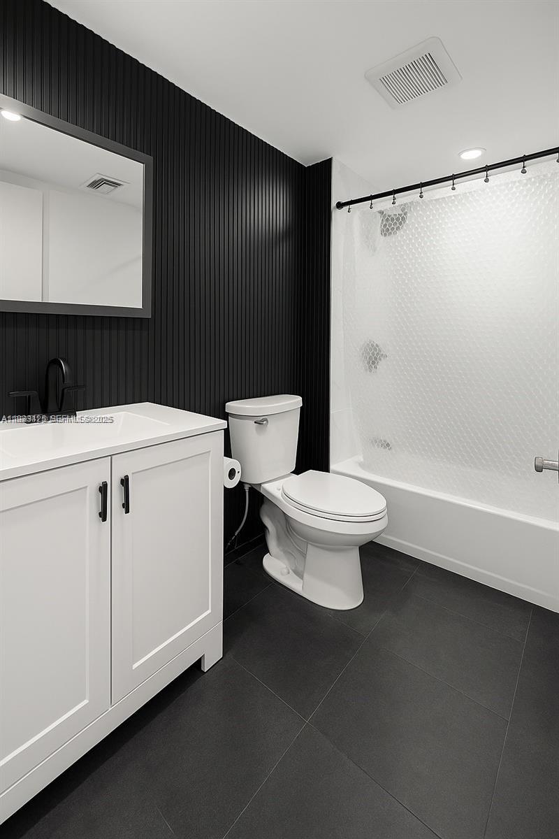 6921 Environ Boulevard, Unit 6R Lauderhill, FL 33319 - Photo 8 of 17