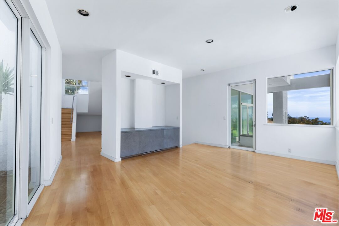 6081 Cavalleri Road Malibu, CA 90265 - Photo 21 of 52