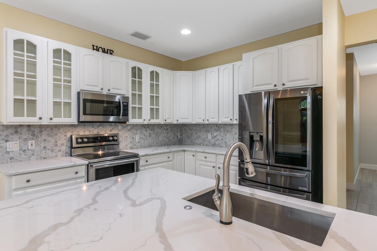 8541 Southeast Quail Ridge Way Hobe Sound, FL 33455 - Photo 11 of 40 untitled-12