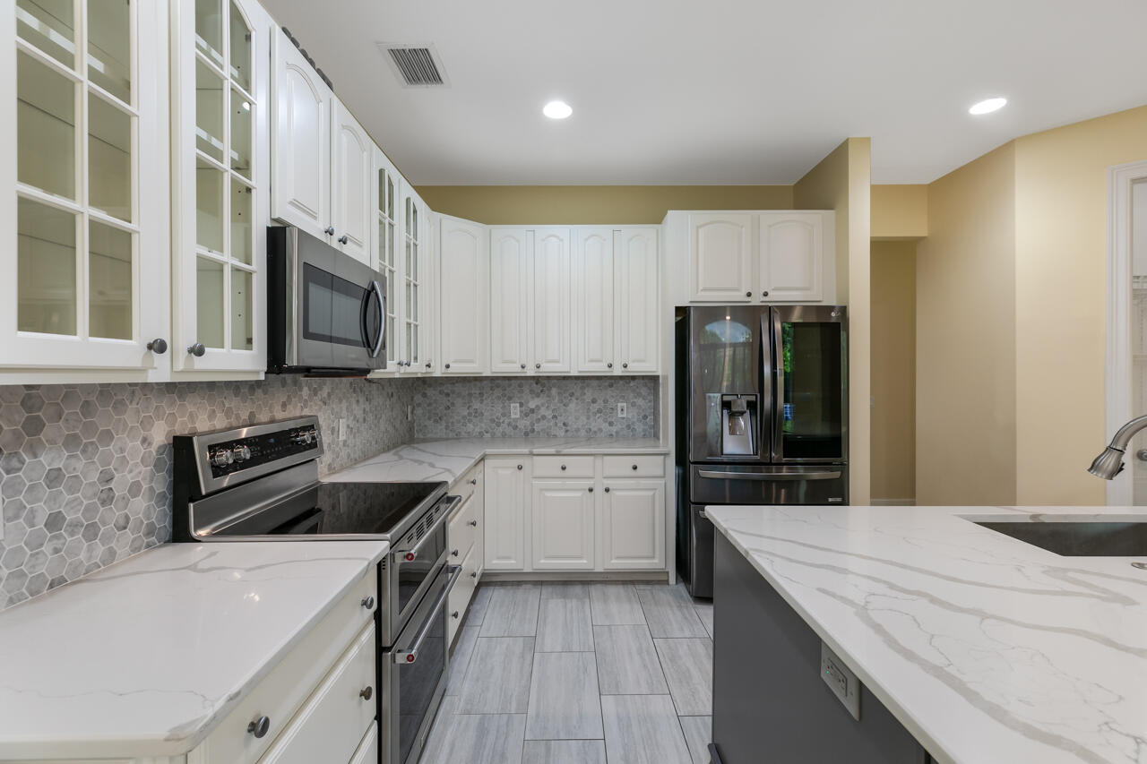 8541 Southeast Quail Ridge Way Hobe Sound, FL 33455 - Photo 13 of 40 untitled-14