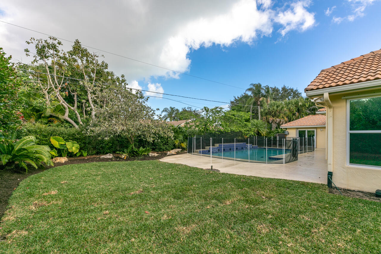 8541 Southeast Quail Ridge Way Hobe Sound, FL 33455 - Photo 32 of 40 untitled-34