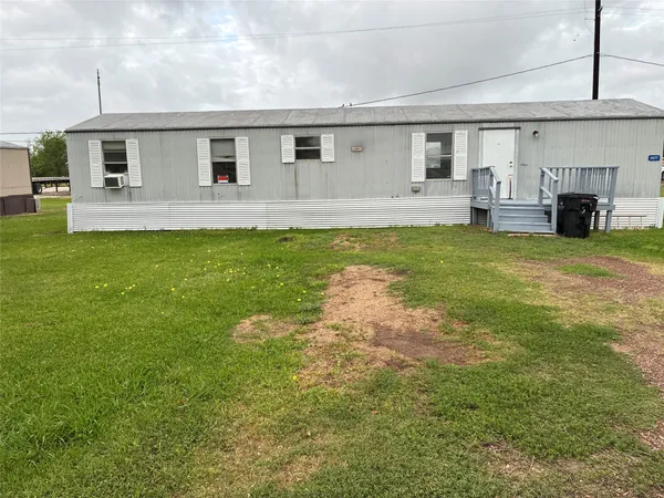 $900 | 6977 Leann Lane, Wallis, TX 77485