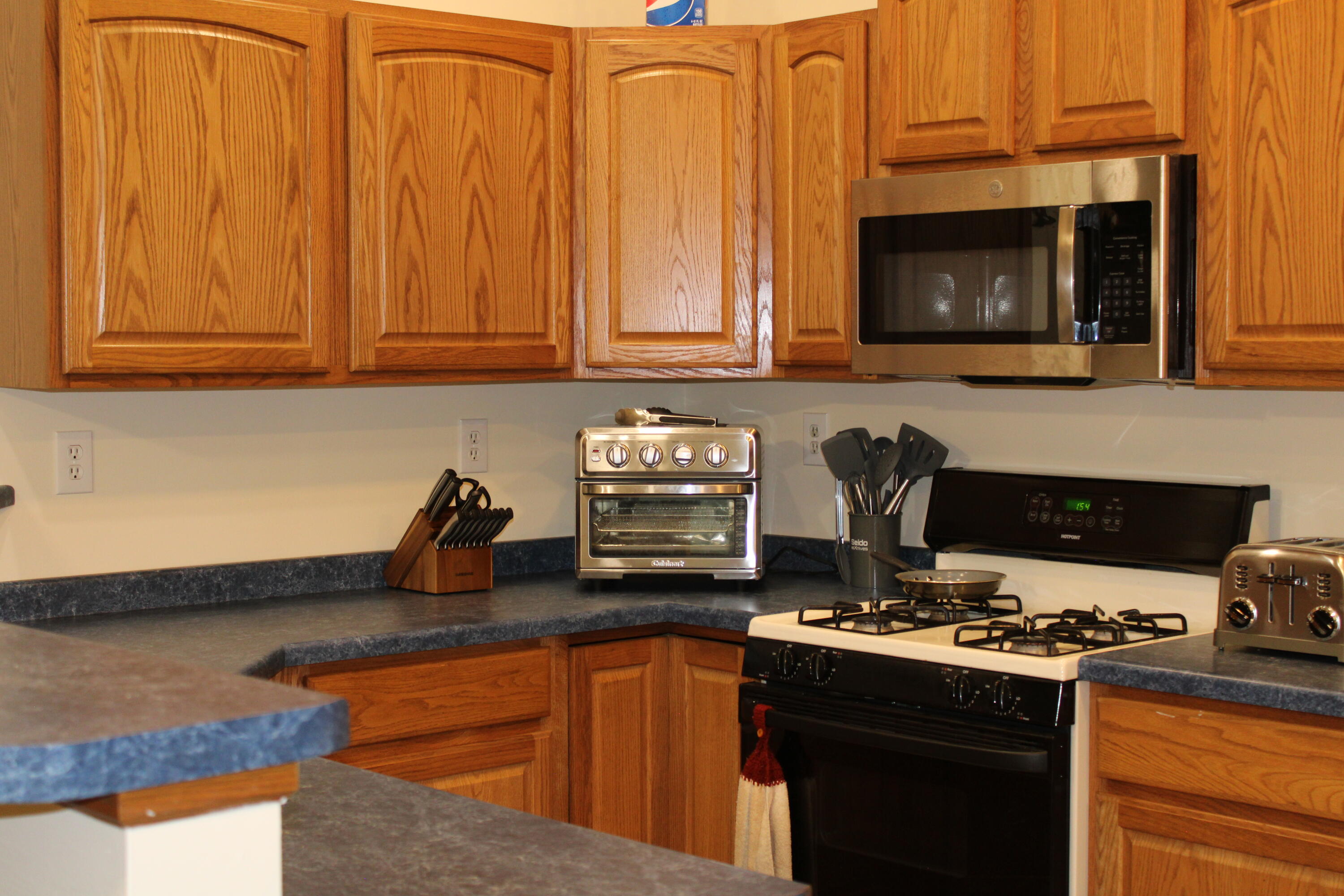 3767 Peninsula Point Road Munising, MI 49862 - Photo 9 of 33 Gallery Image 9