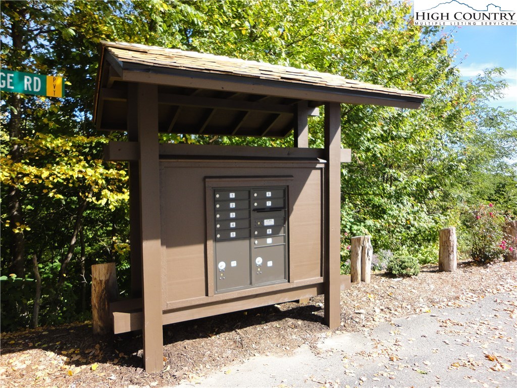 15-18 Hemlock Ridge Road Blowing Rock, NC 28605 - Photo 3 of 9 Gallery Image 3