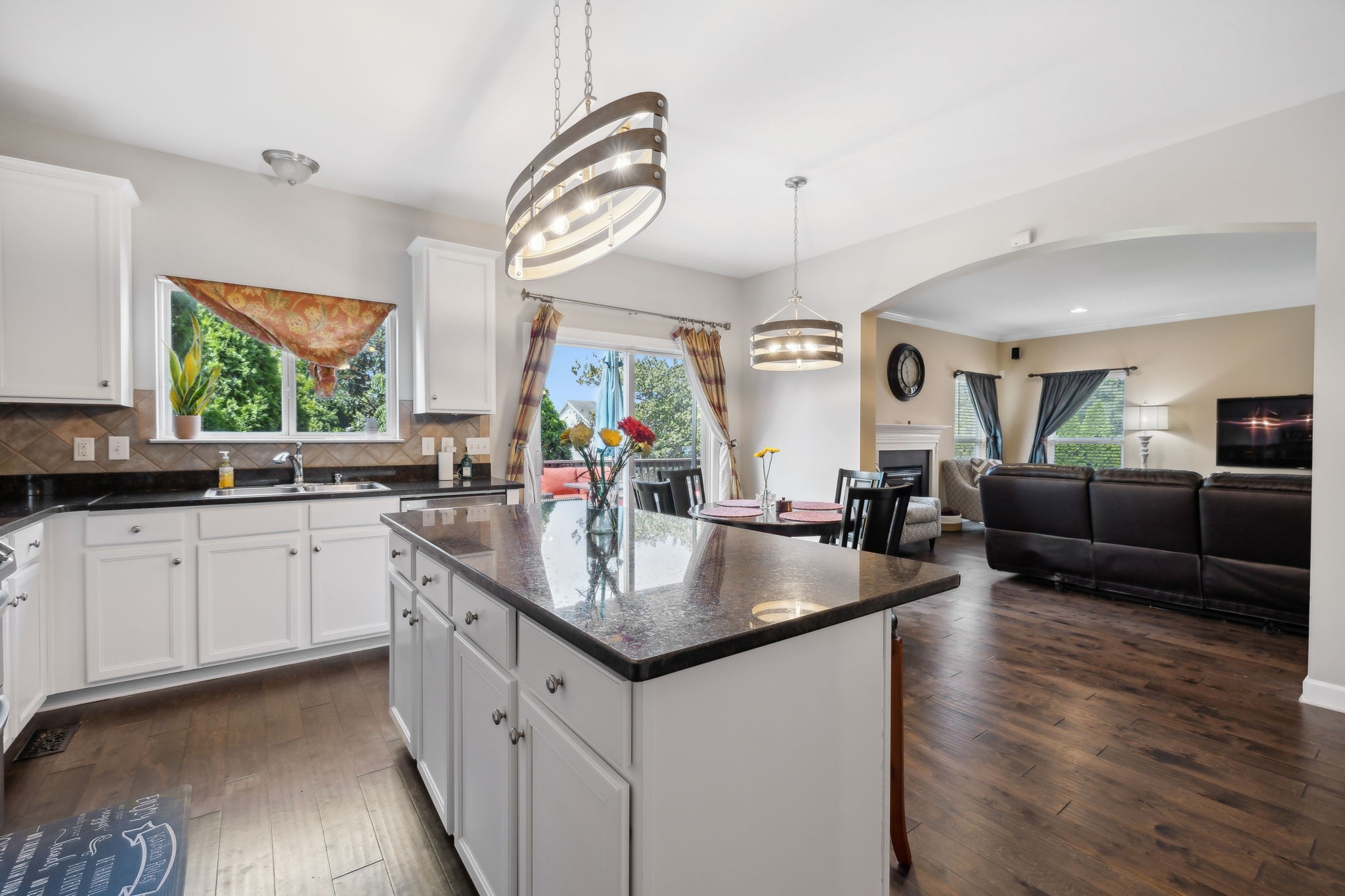 1127 Waverly Place Franklin, TN 37067 - Photo 8 of 25