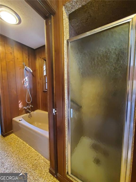 1116 Cody Road Mount Airy, GA 30563 - Photo 26 of 39 a bathroom with a tub and shower
