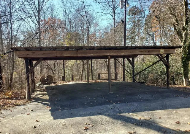 a view of a yard in front of a house