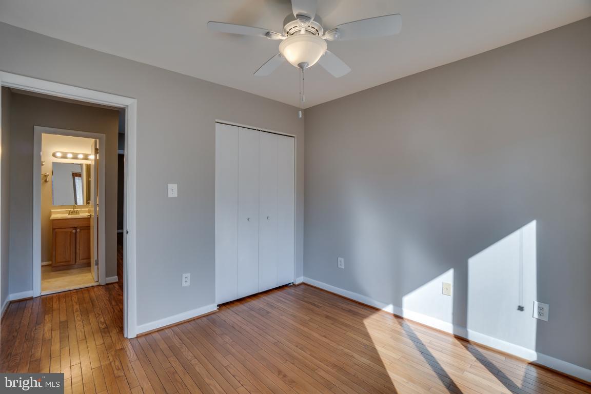 2015 Golf Course Drive Reston, VA 20191 - Photo 25 of 42