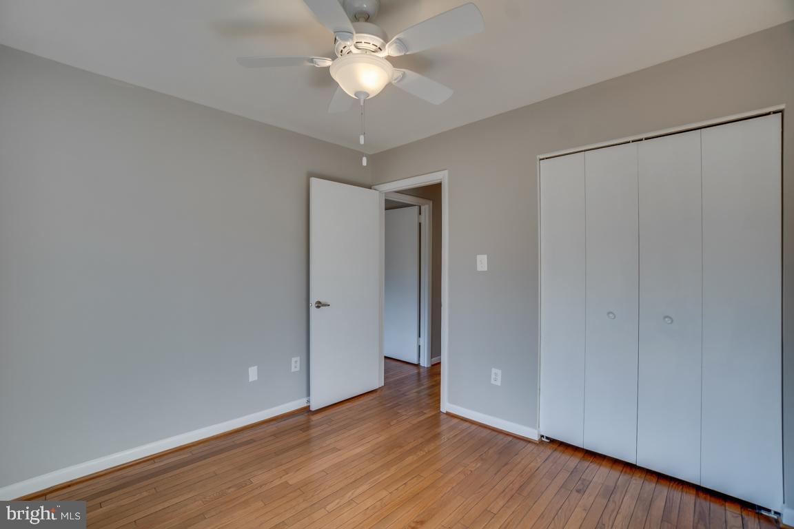 2015 Golf Course Drive Reston, VA 20191 - Photo 26 of 42