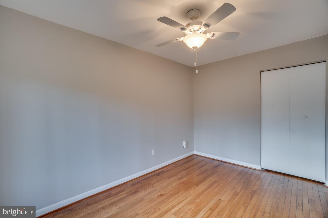 2015 Golf Course Drive Reston, VA 20191 - Photo 32 of 42