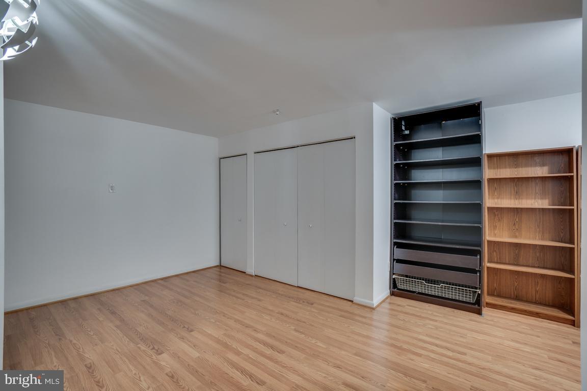 2015 Golf Course Drive Reston, VA 20191 - Photo 38 of 42